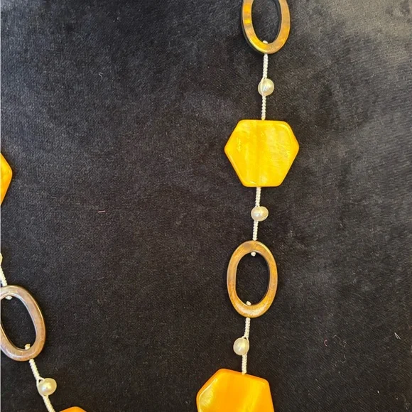 Vintage Premier Designs  Yellow Brown Mother of Pearl Geometric Retro Necklace - Picture 2 of 5